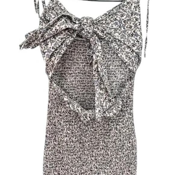 Mable Blue Floral Knot Front Smocked Sleeveless  Midi Dress Size Large - Picture 6 of 10